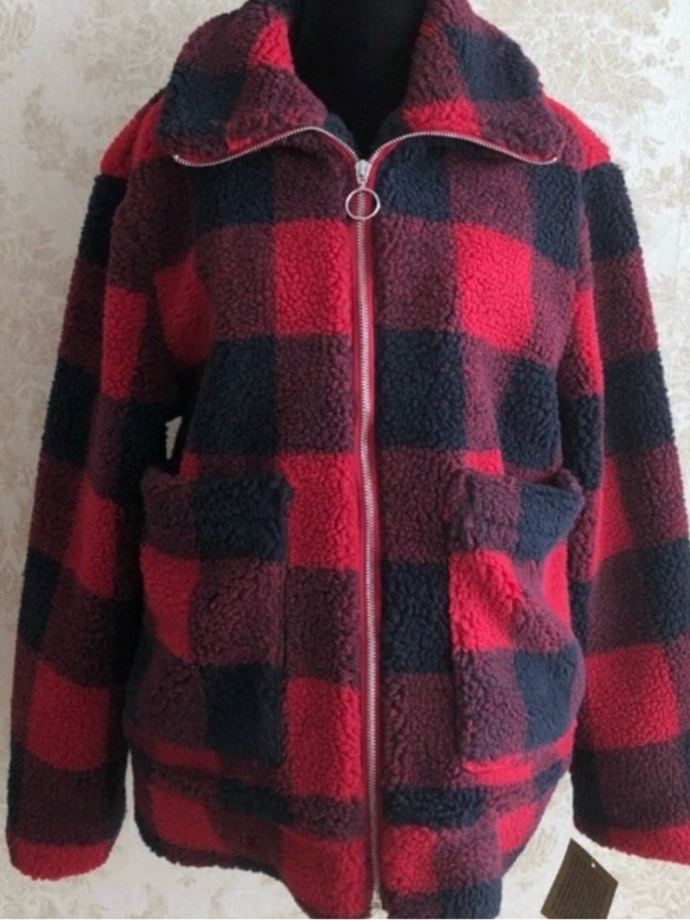 BNWT Steve Madden Red and Black Plaid Teddy Jacket